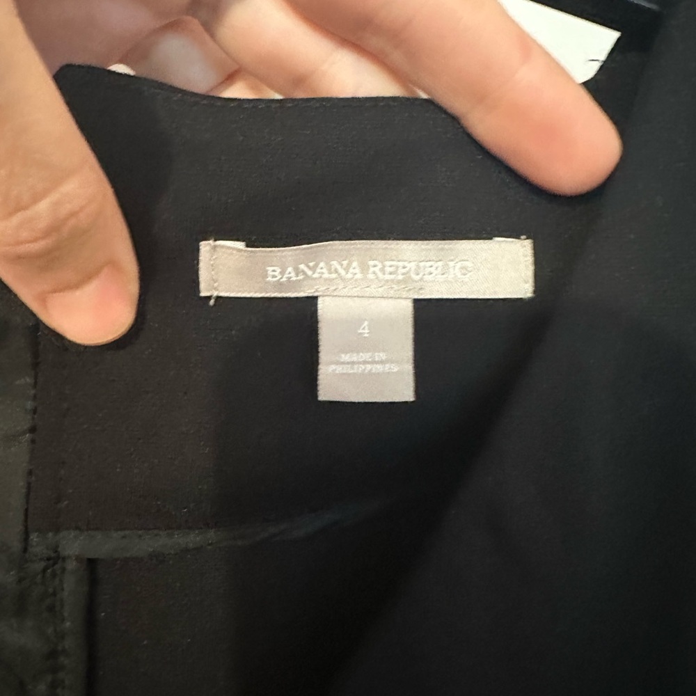 Banana Republic Black Long-Sleeve V-Neck Dress - Picture 4 of 6